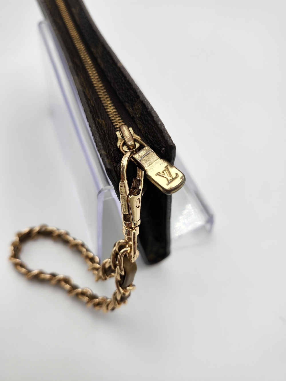 Authentic Preloved Louis Vuitton Brown Monogram Poche Toilette Chain Wristlet - Picture 9 of 13